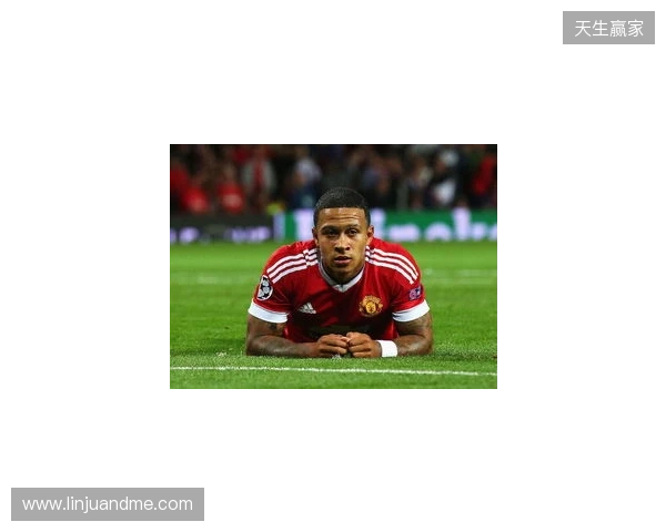 队长风范，曼联落后时B费利用肖疗伤时间来回指导大部分队友