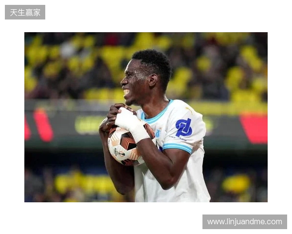 水晶宫vs利兹联：布伦南-约翰逊、伊斯梅拉-萨尔首发，卡尔弗特-勒温、卢卡斯-恩梅加出战